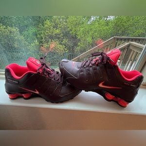 Nike Women’s Shox NZ EU- RARE!! Size: 8